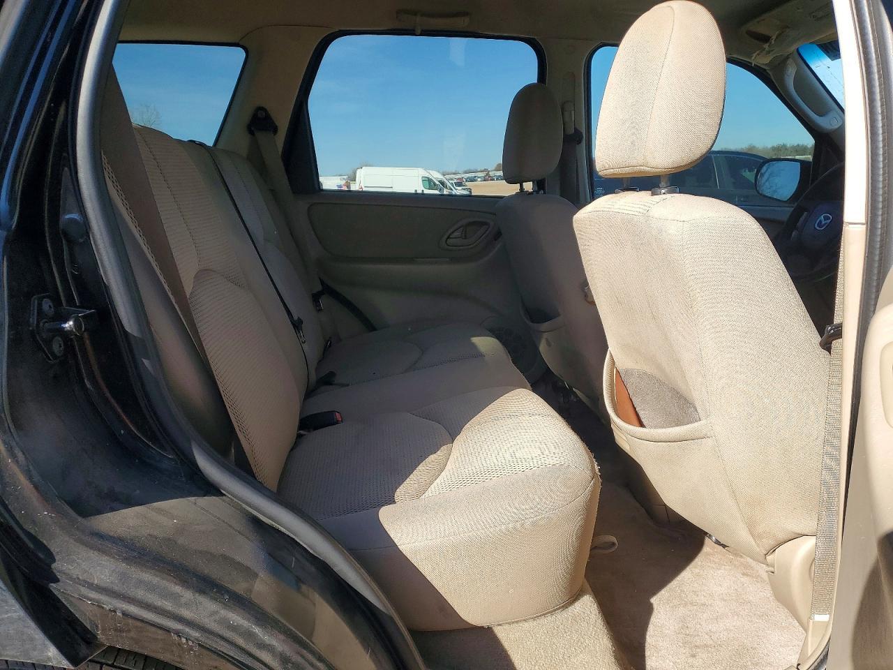 2006 MAZDA Tribute