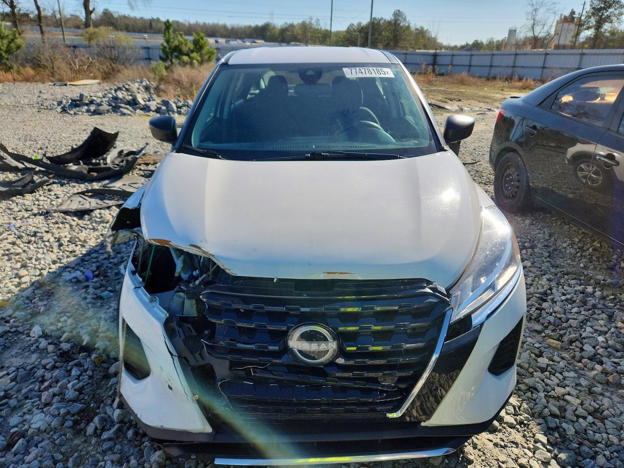2022 NISSAN KICKS