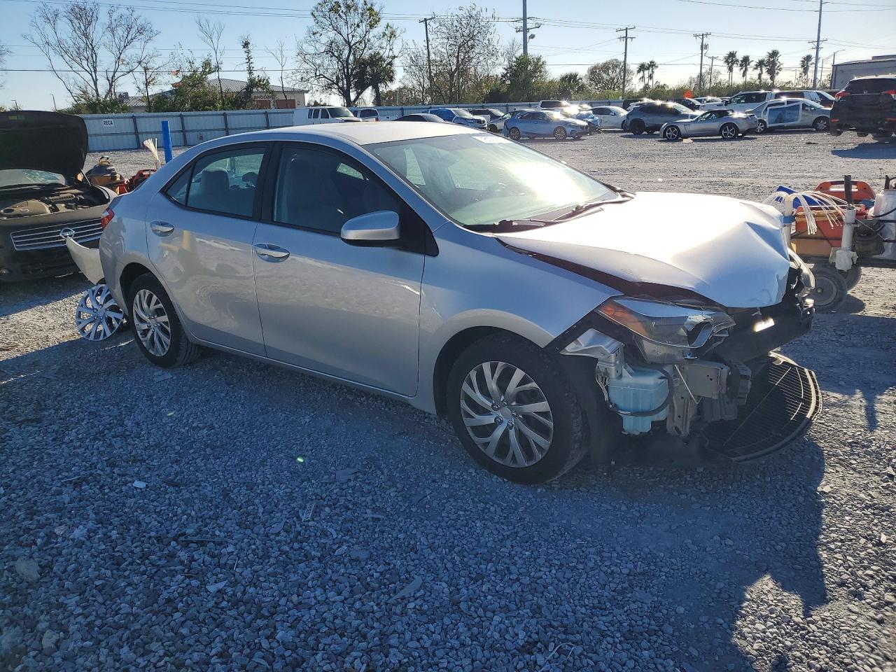 2015 TOYOTA COROLLA
