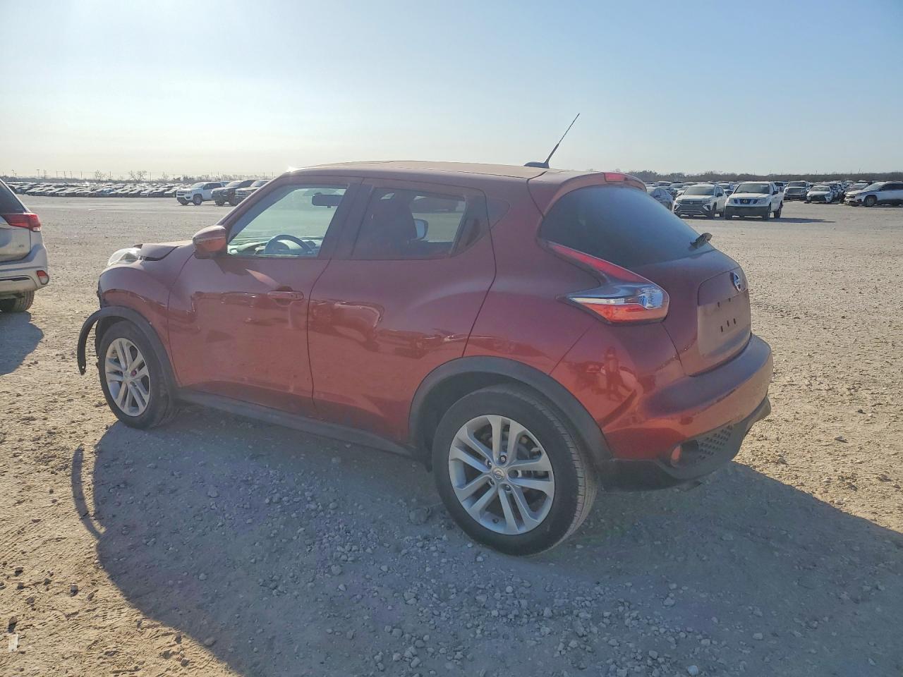 2016 NISSAN Juke