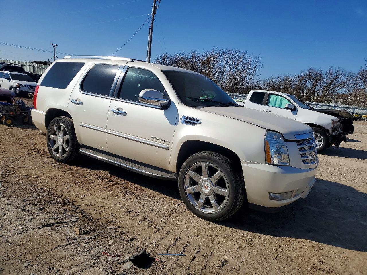 2013 CADILLAC ESCALADE