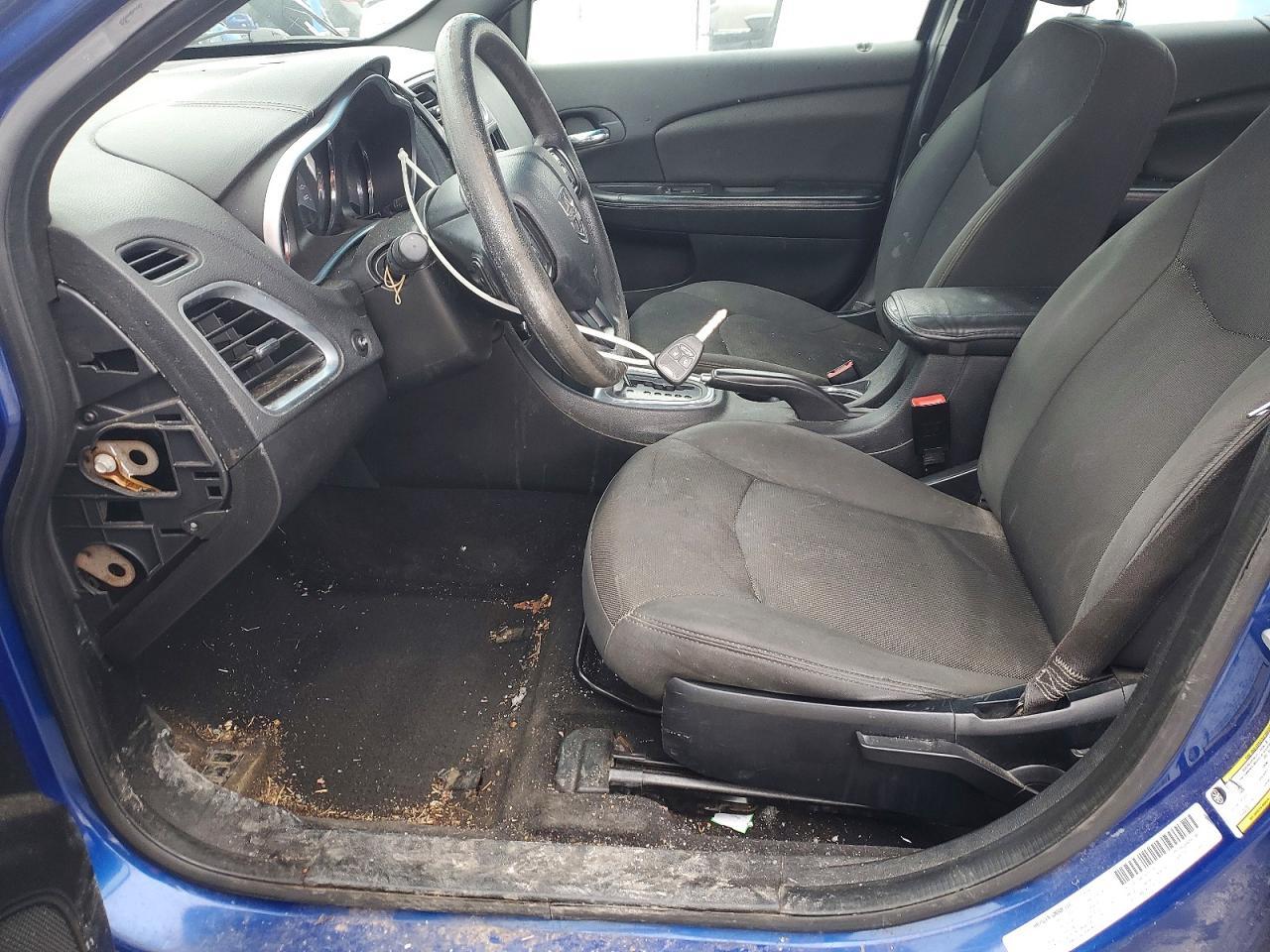2012 DODGE Avenger