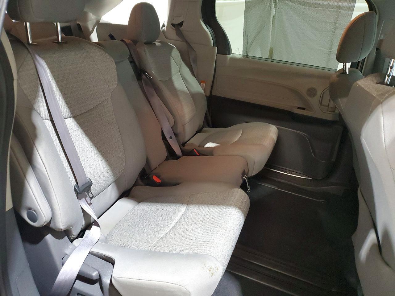 2021 TOYOTA SIENNA