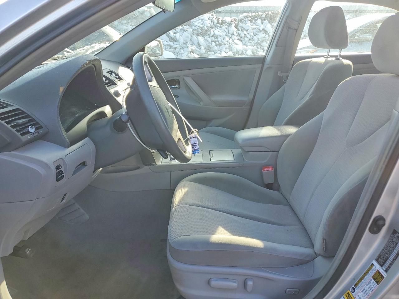 2010 TOYOTA CAMRY