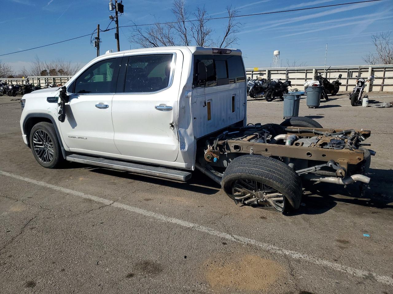 2022 GMC Sierra