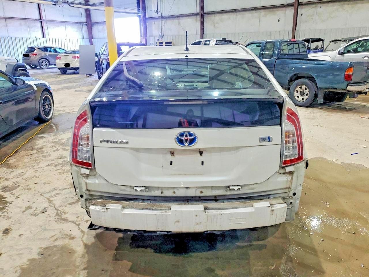 2012 TOYOTA PRIUS