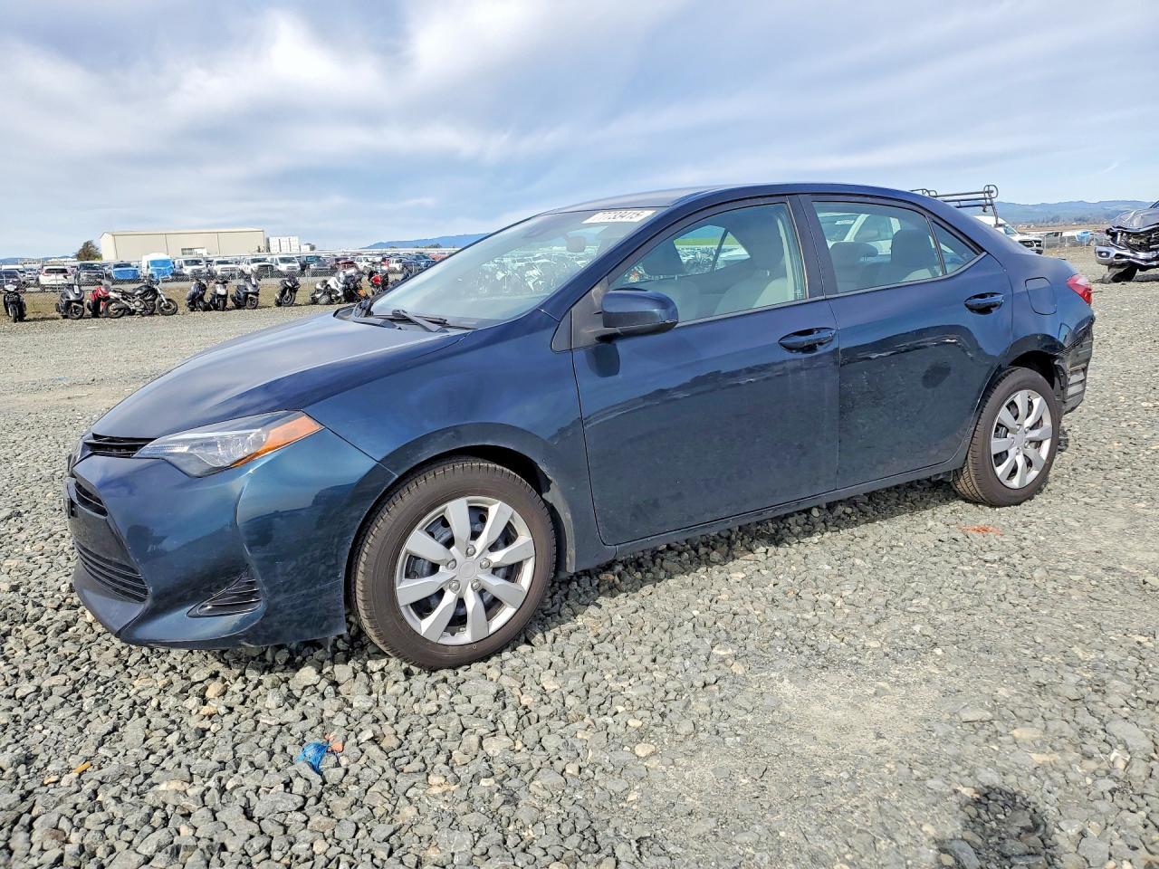 2017 TOYOTA COROLLA