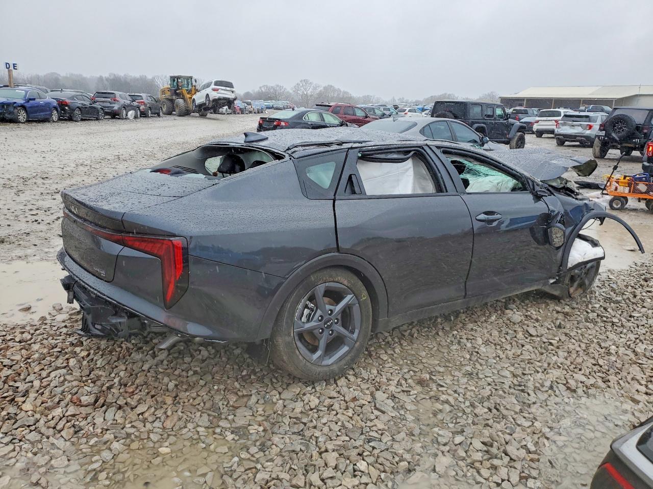 2025 KIA K4