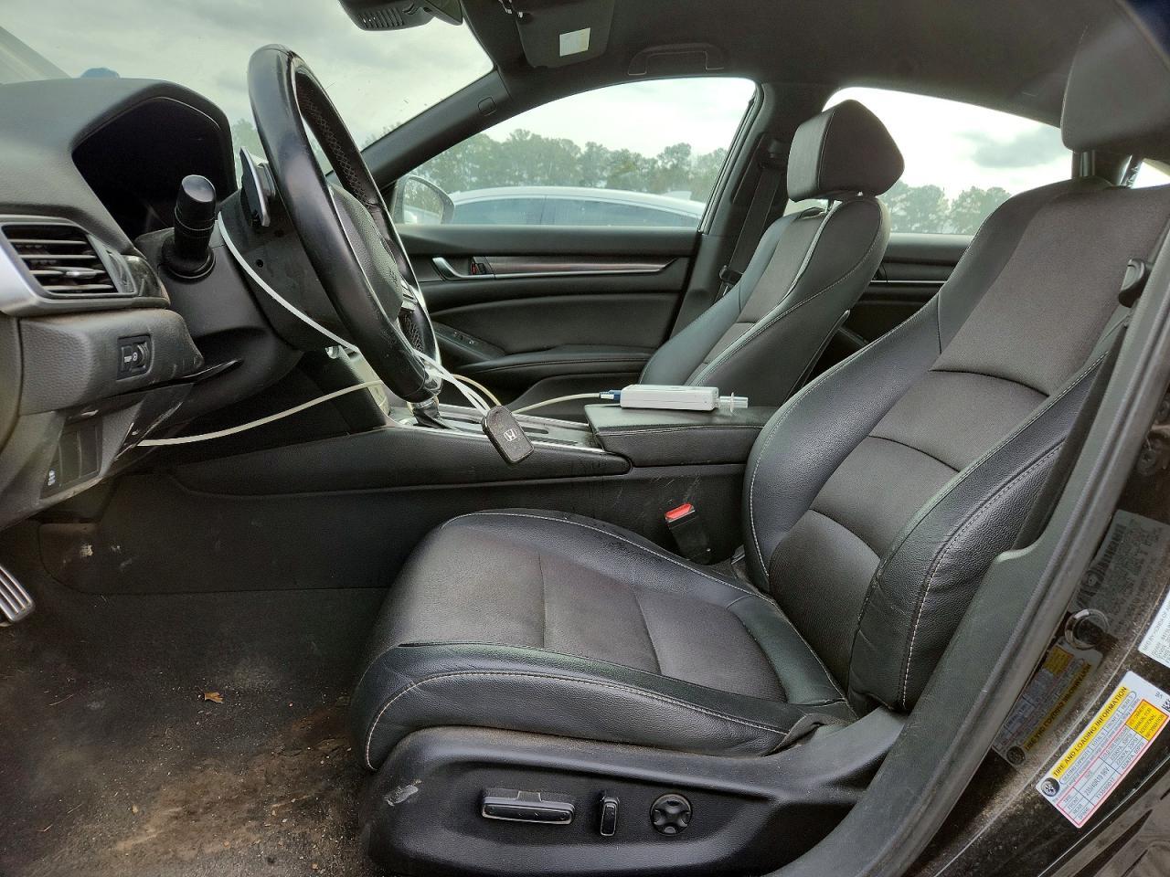 2019 HONDA ACCORD