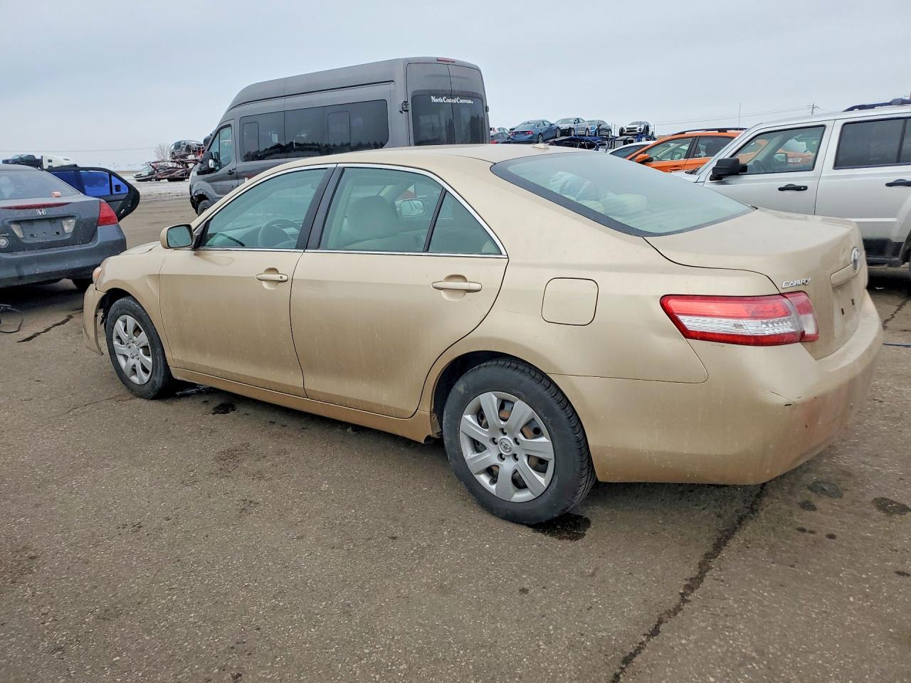 2010 TOYOTA CAMRY