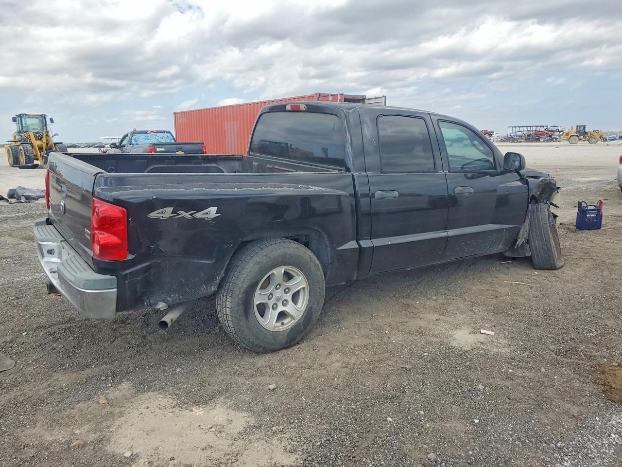 2005 DODGE Dakota