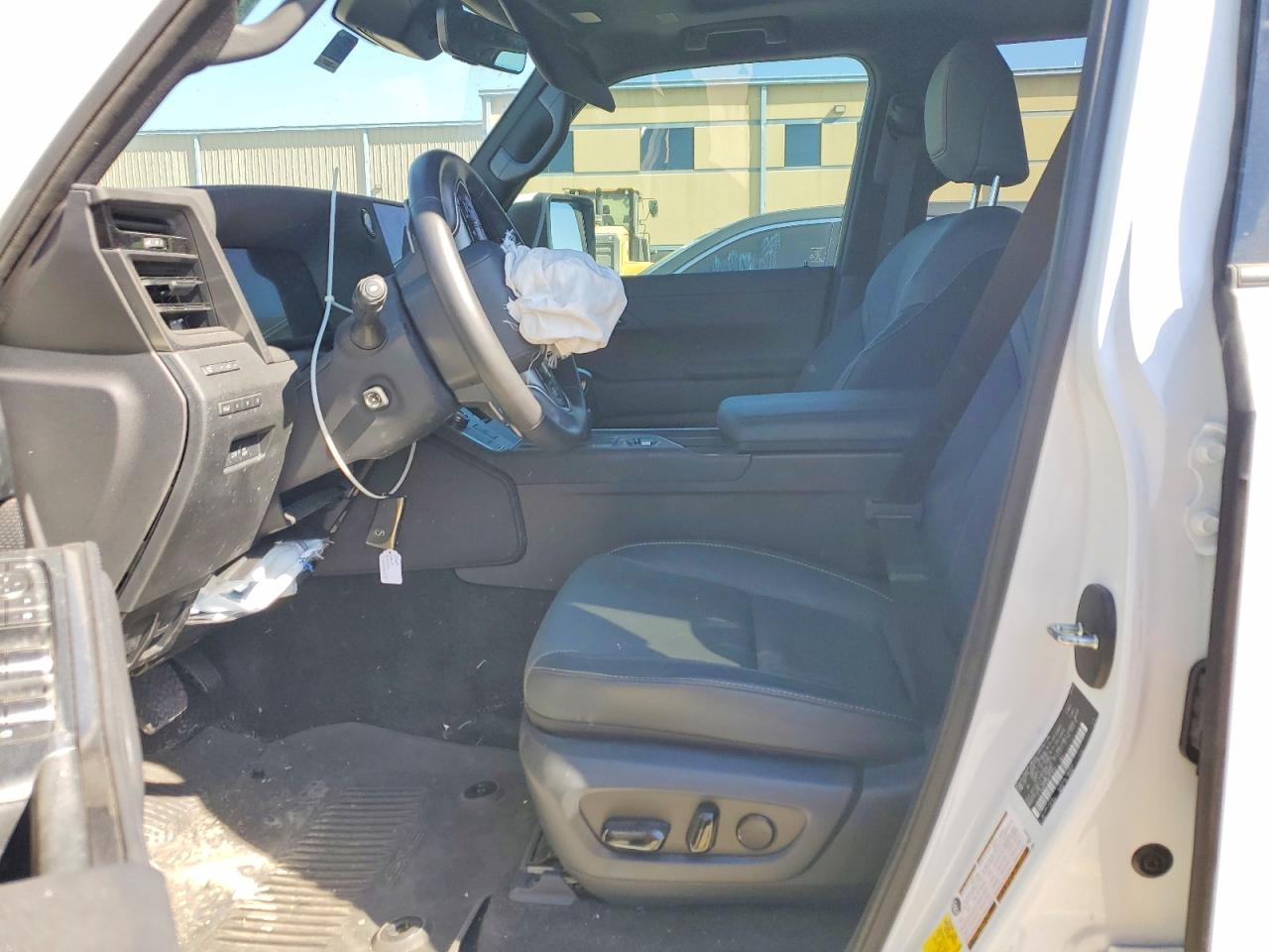 2024 LEXUS GX 550