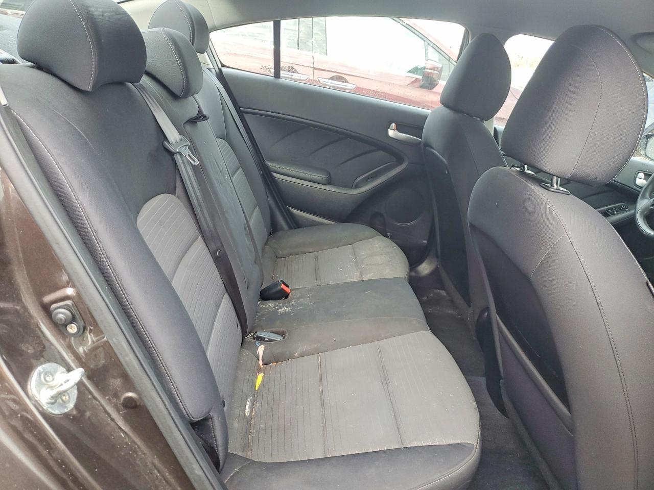 2017 KIA FORTE