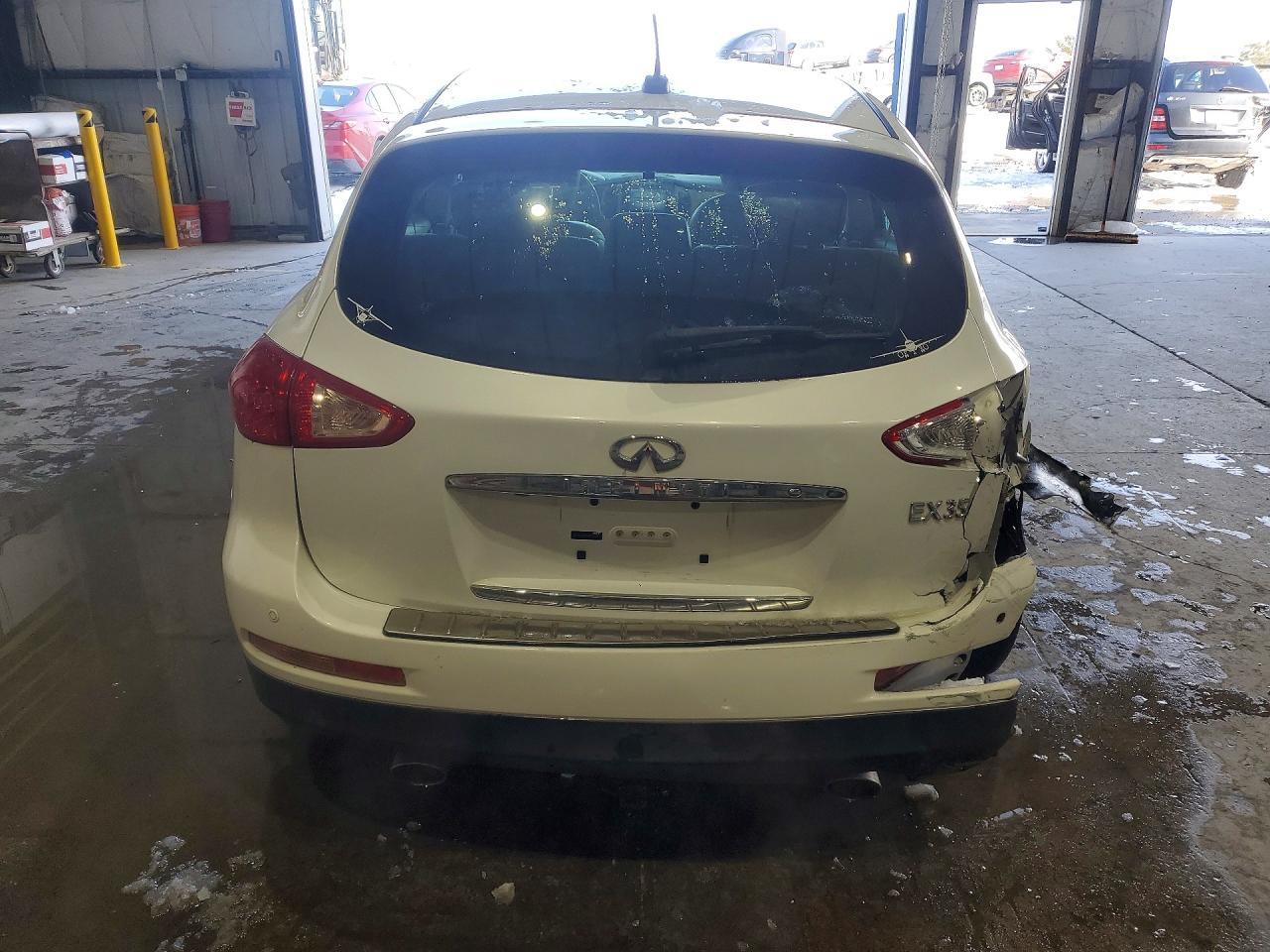 2010 INFINITI EX35