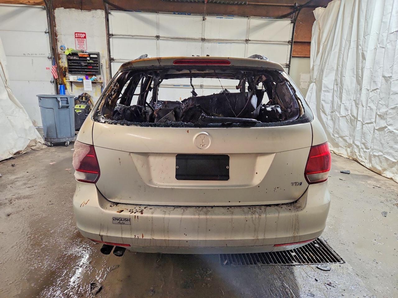 2012 VOLKSWAGEN JETTA