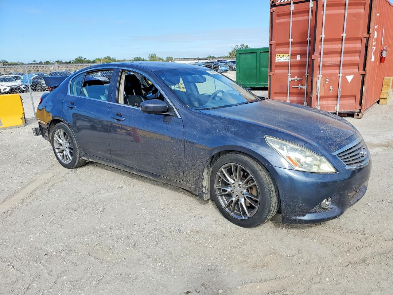 2011 INFINITI G37