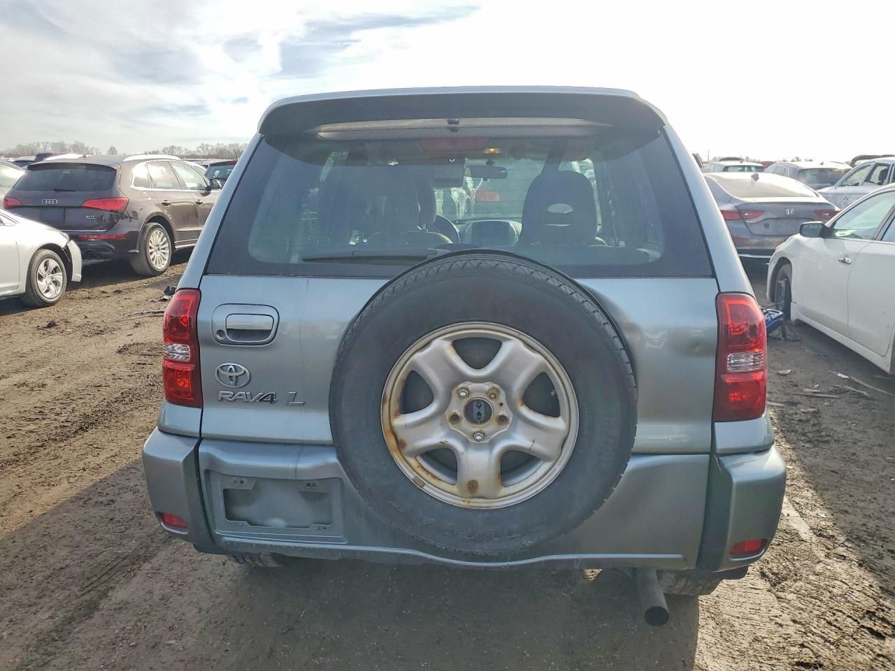 2004 TOYOTA RAV4
