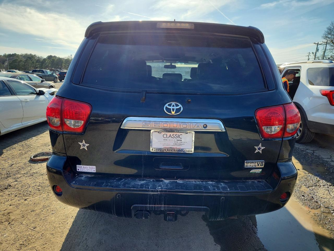 2013 TOYOTA Sequoia