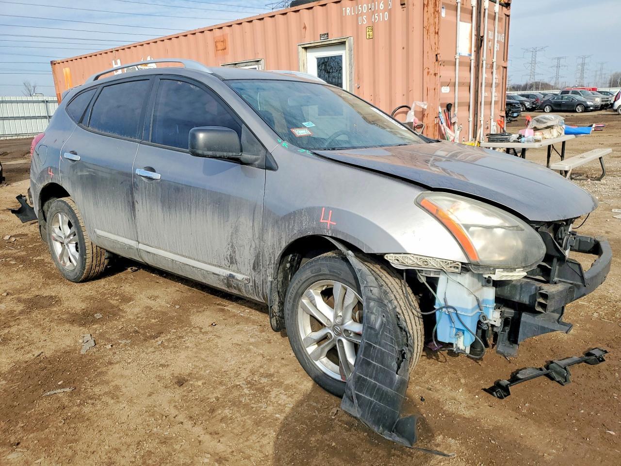 2015 NISSAN ROGUE