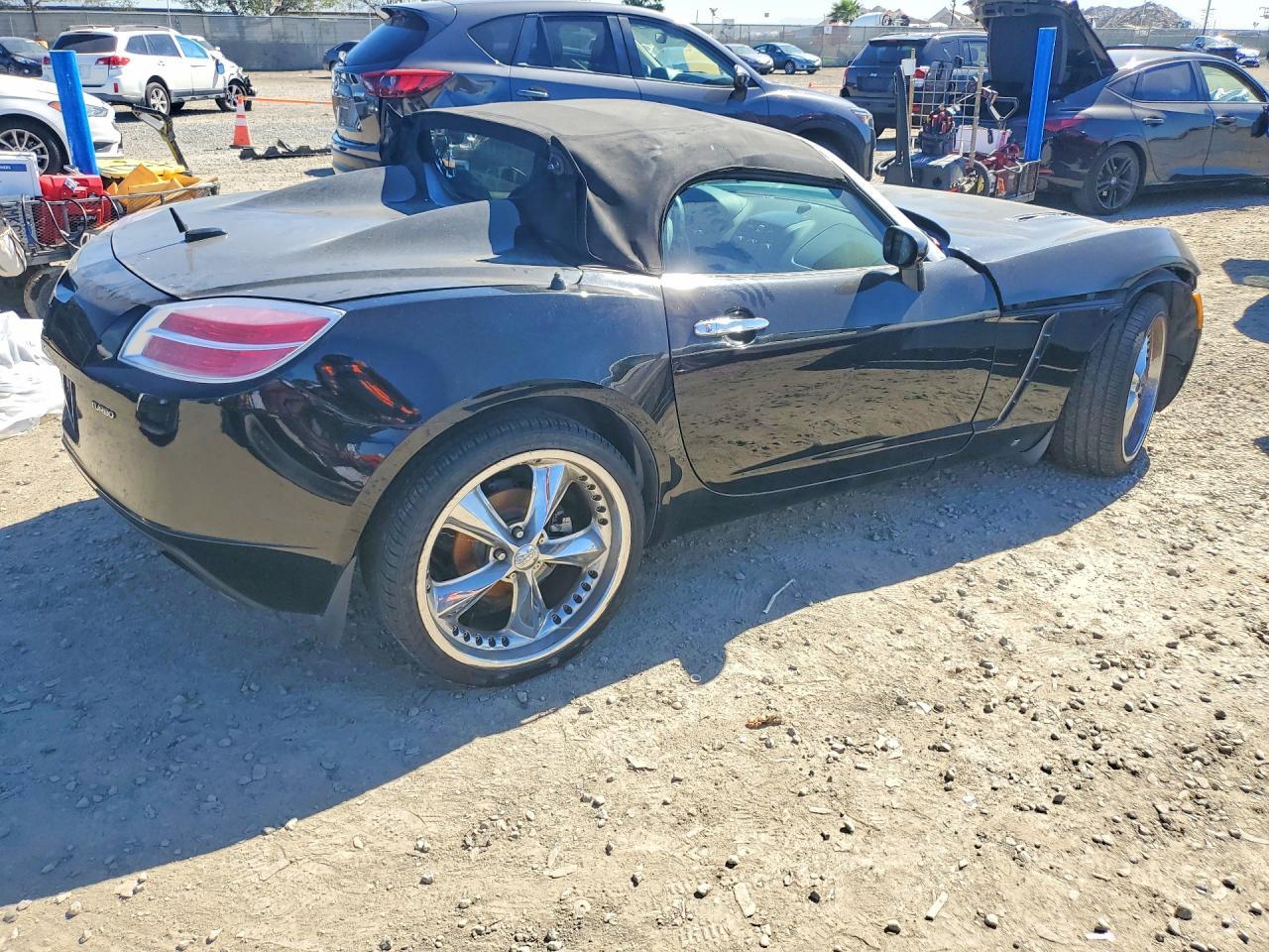 2007 SATURN Sky