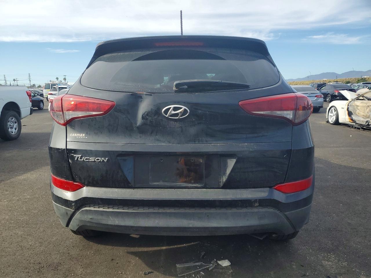 2016 HYUNDAI TUCSON