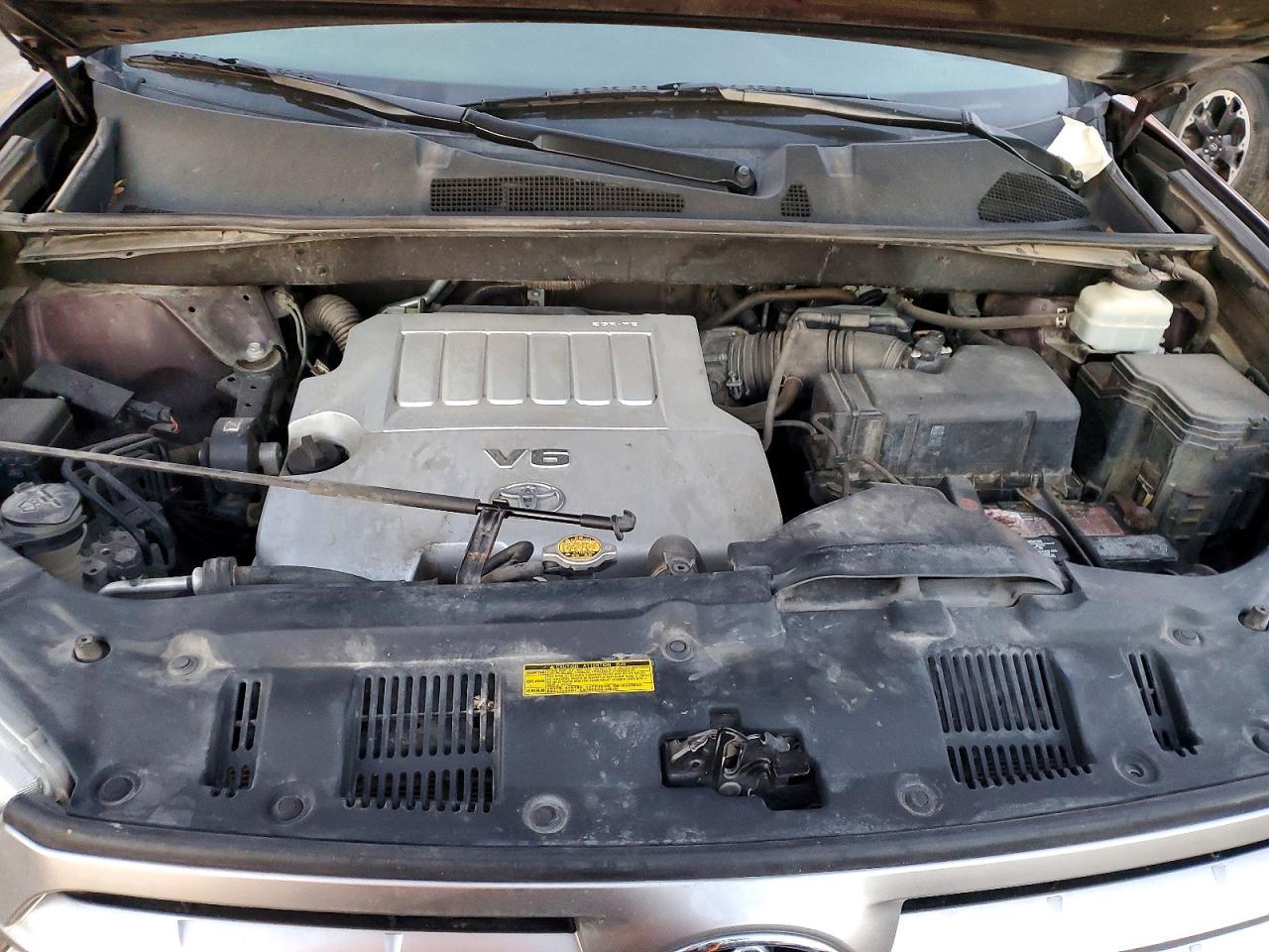 2013 TOYOTA HIGHLANDER