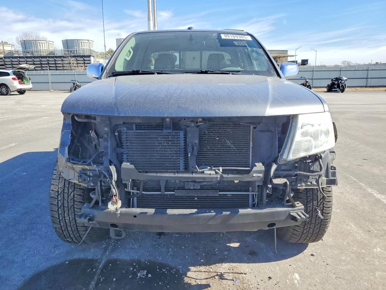 2017 NISSAN Frontier