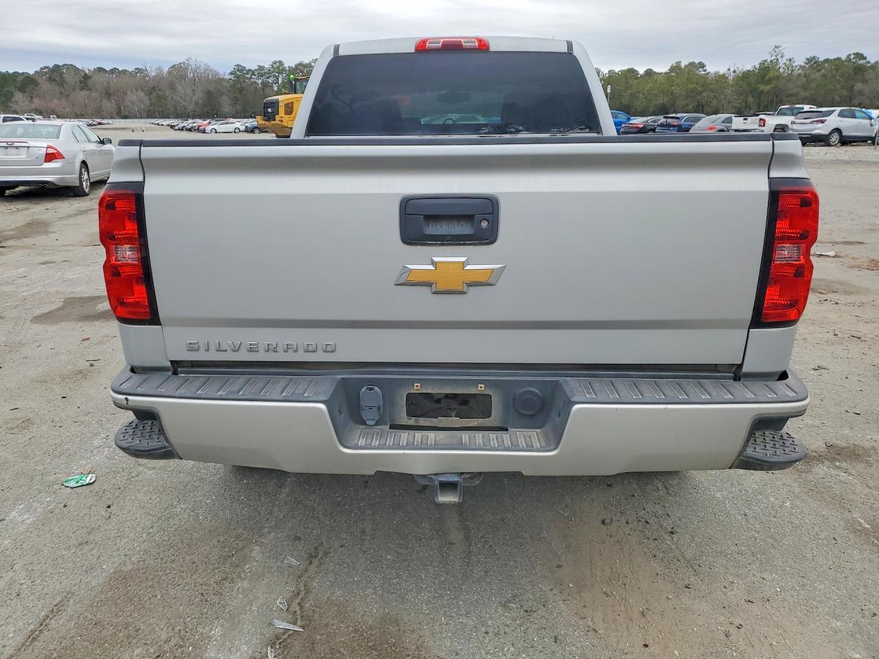 2018 CHEVROLET Silverado