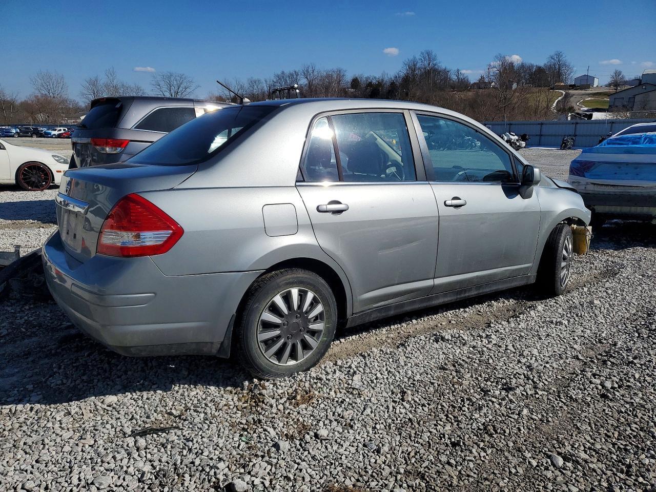 2008 NISSAN VERSA