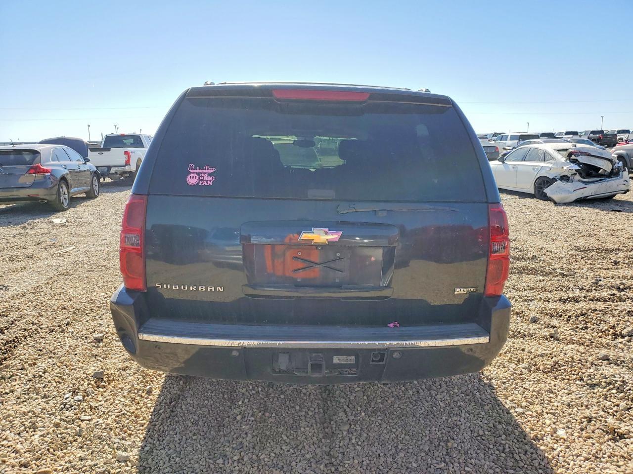 2011 CHEVROLET Suburban
