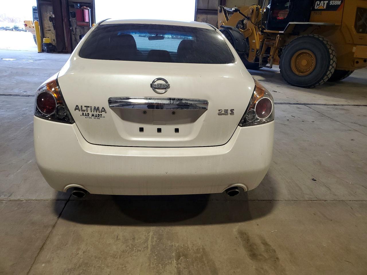 2010 NISSAN ALTIMA