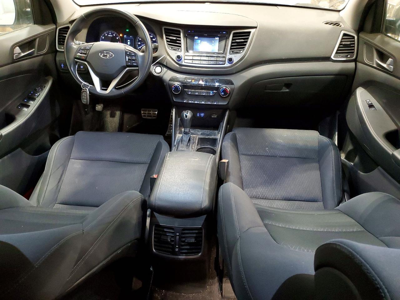 2017 HYUNDAI TUCSON