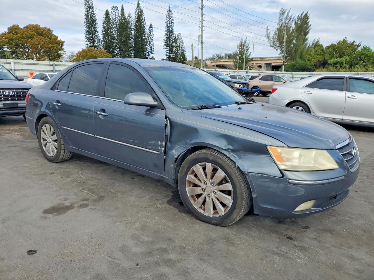 2009 HYUNDAI SONATA