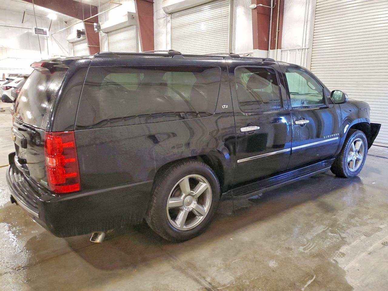 2012 CHEVROLET Suburban