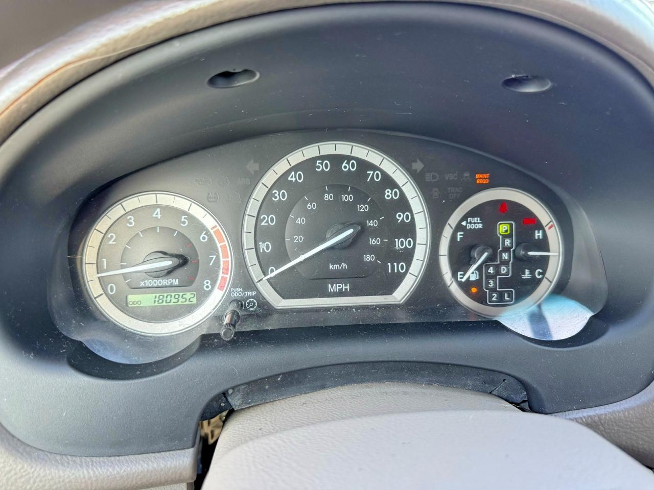 2004 TOYOTA SIENNA