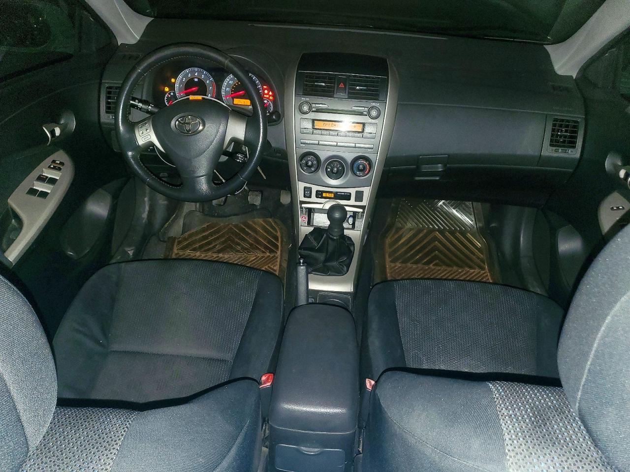 2010 TOYOTA COROLLA