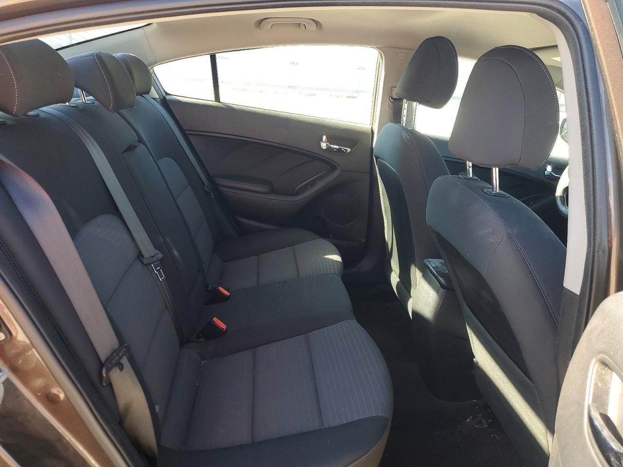 2015 KIA FORTE