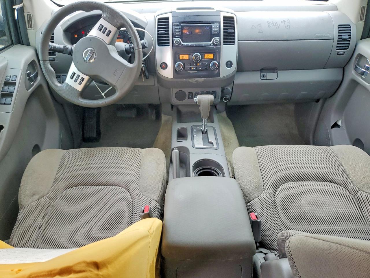 2014 NISSAN Frontier