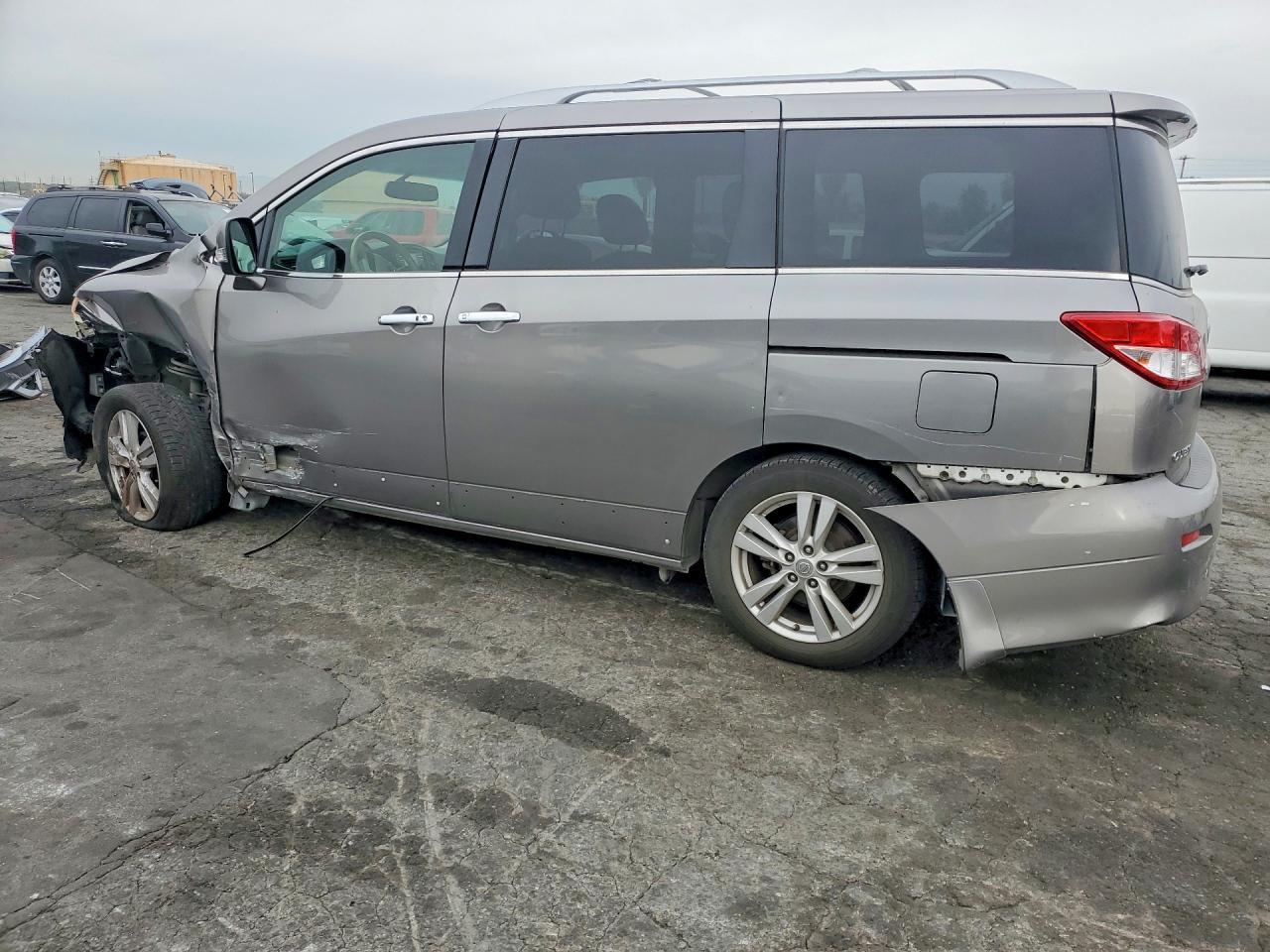 2012 NISSAN Quest