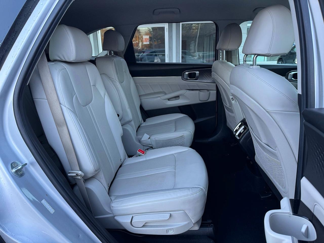 2022 KIA SORENTO