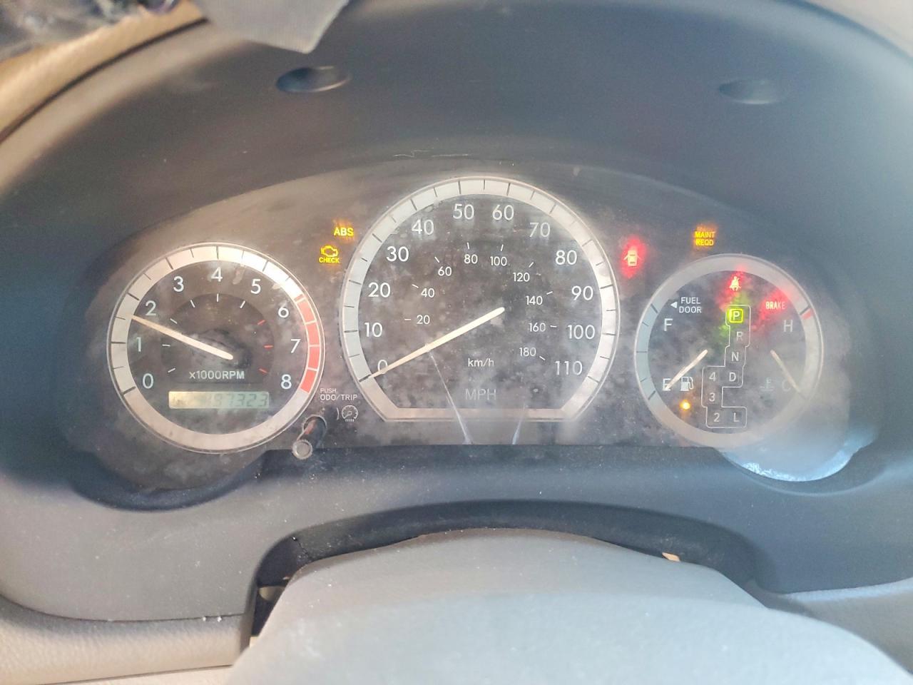 2004 TOYOTA SIENNA