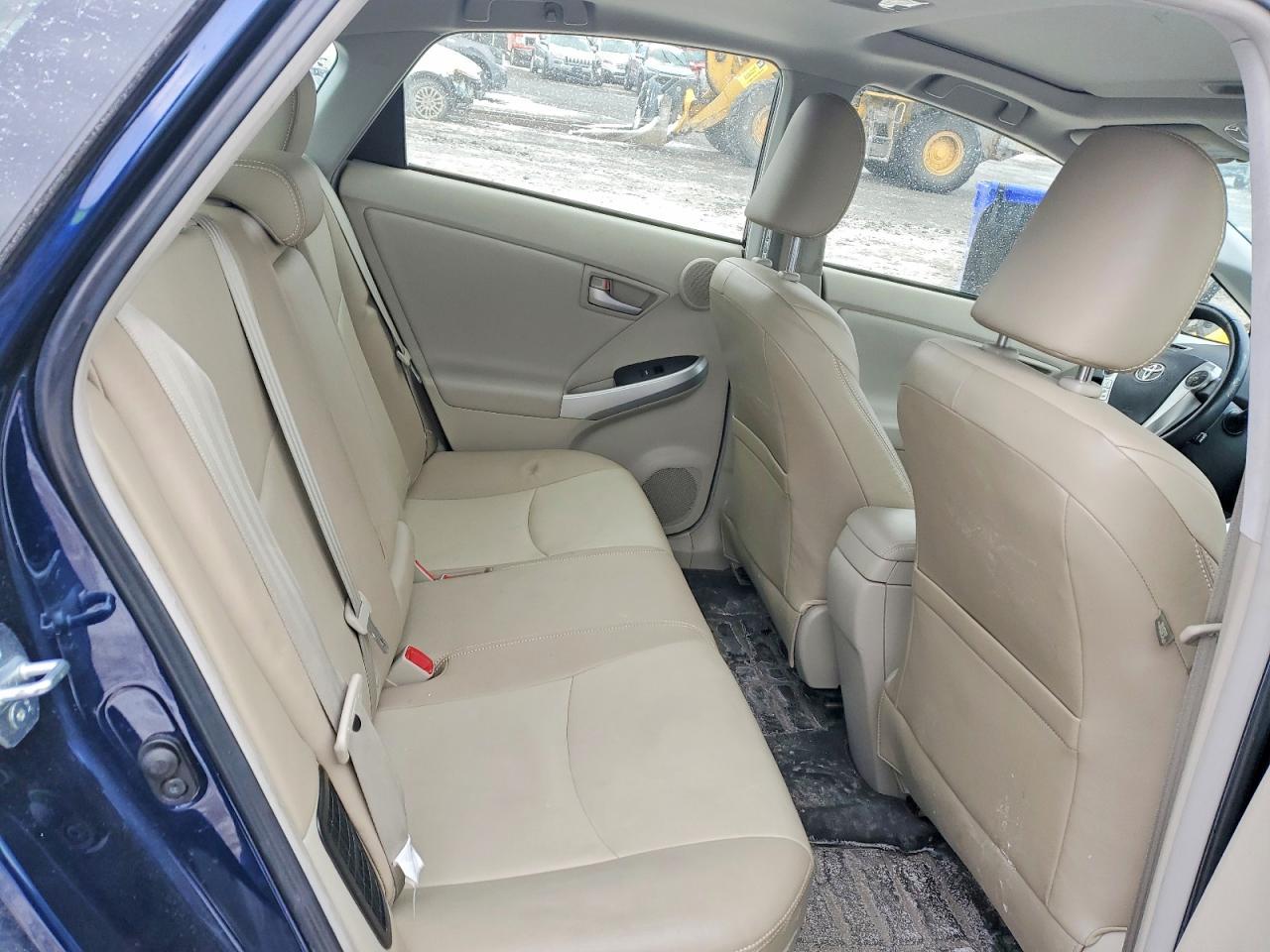2015 TOYOTA PRIUS