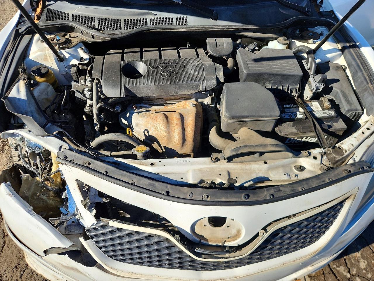 2011 TOYOTA CAMRY