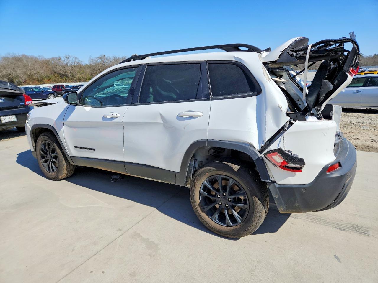 2023 JEEP CHEROKEE