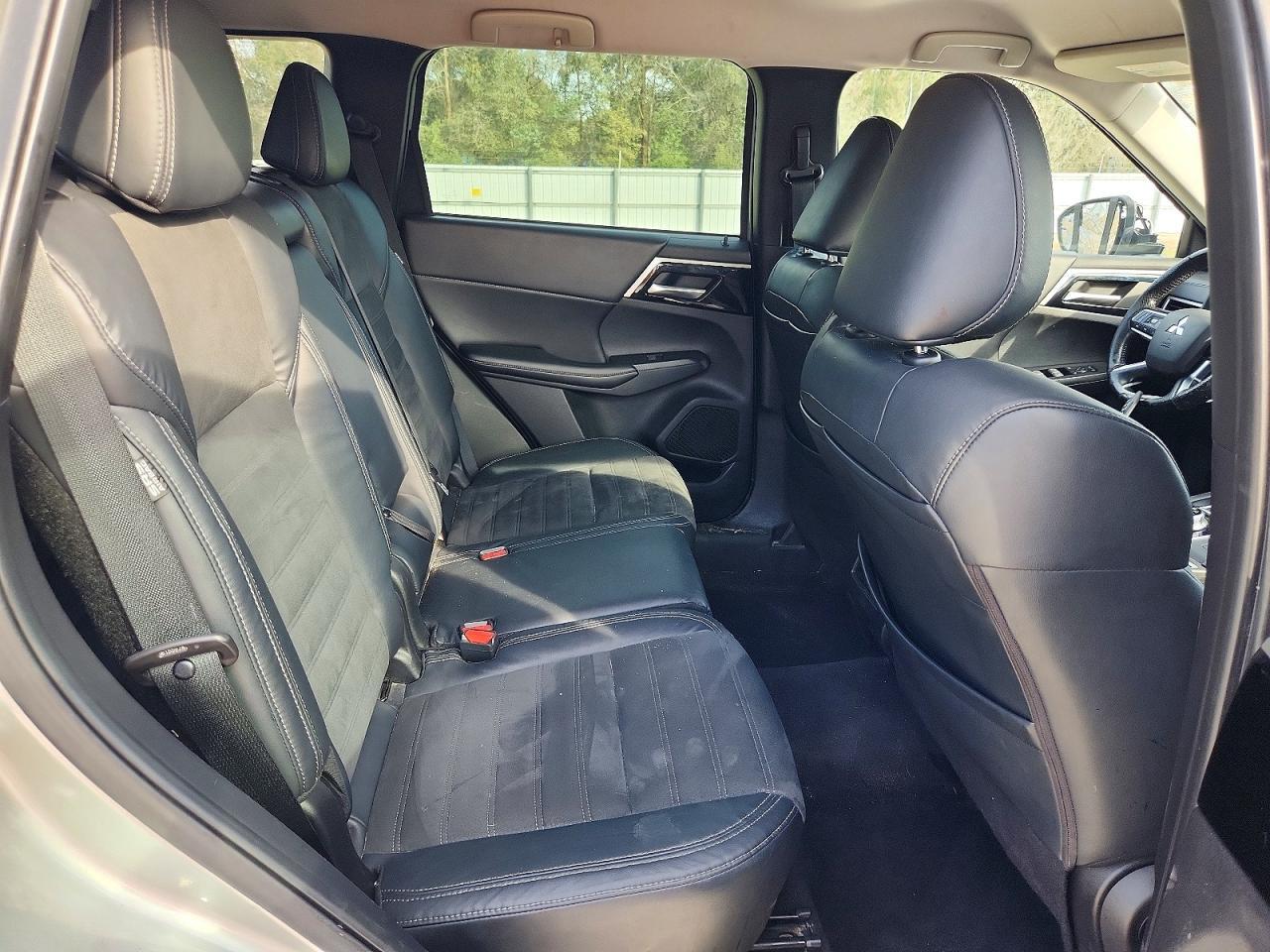 2022 MITSUBISHI outlander
