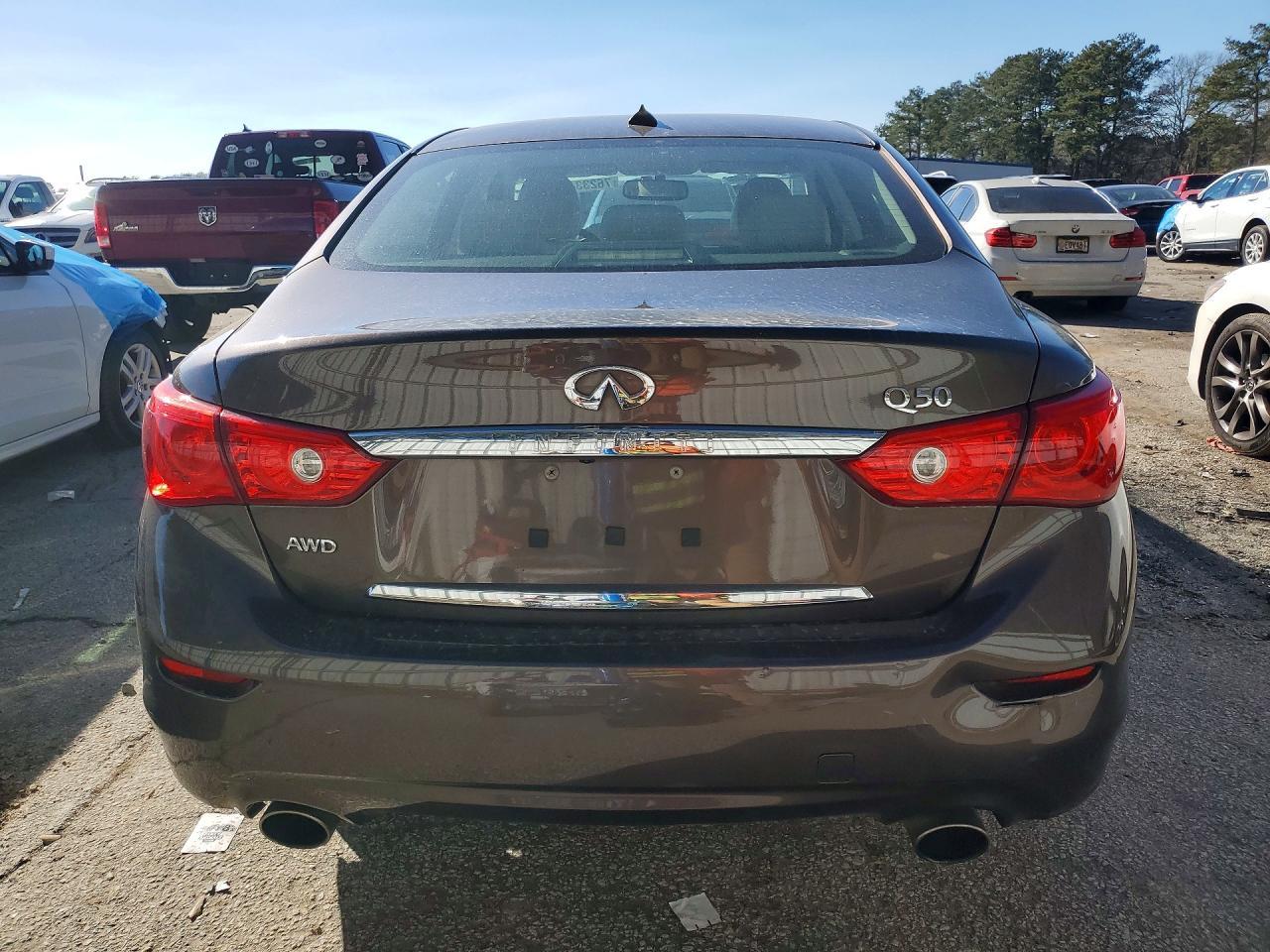 2016 INFINITI Q50