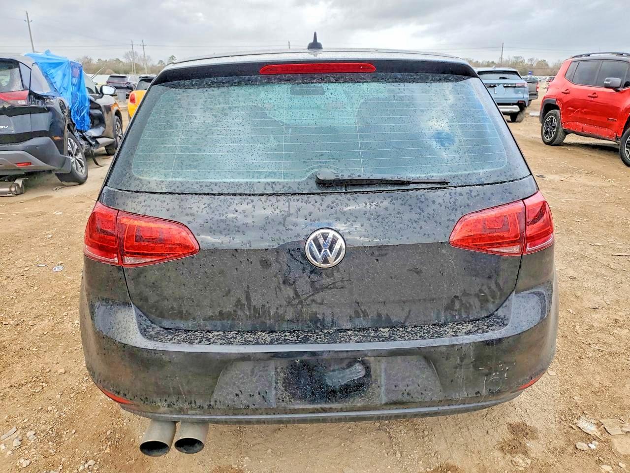 2017 VOLKSWAGEN GOLF