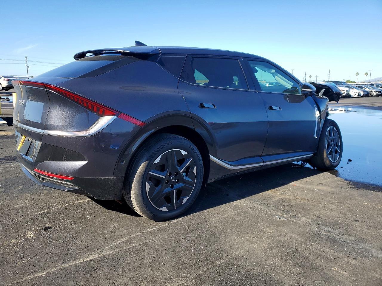 2025 KIA EV6