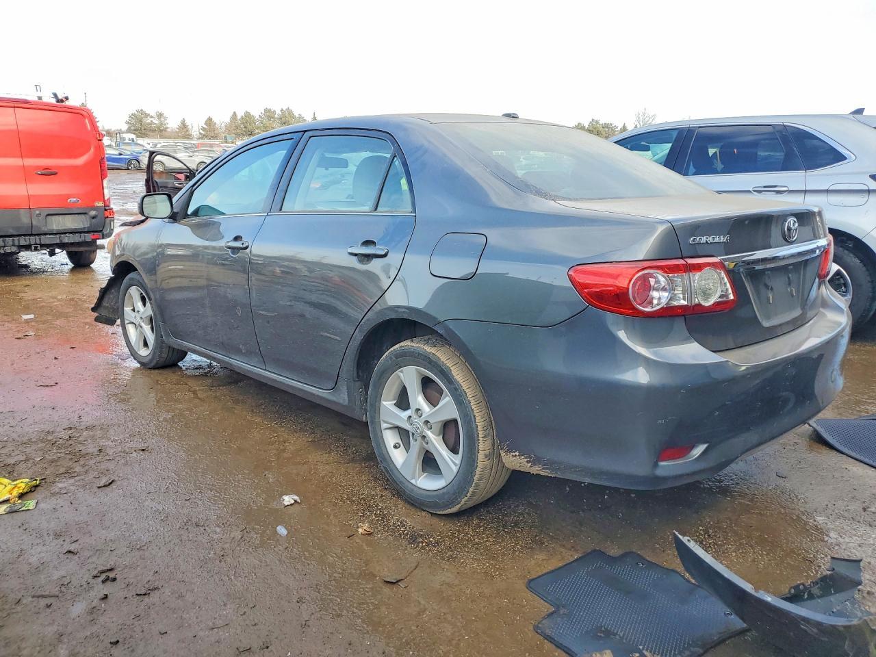 2013 TOYOTA COROLLA