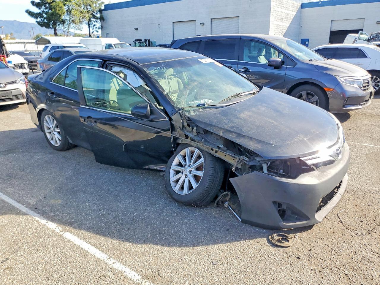 2012 TOYOTA CAMRY